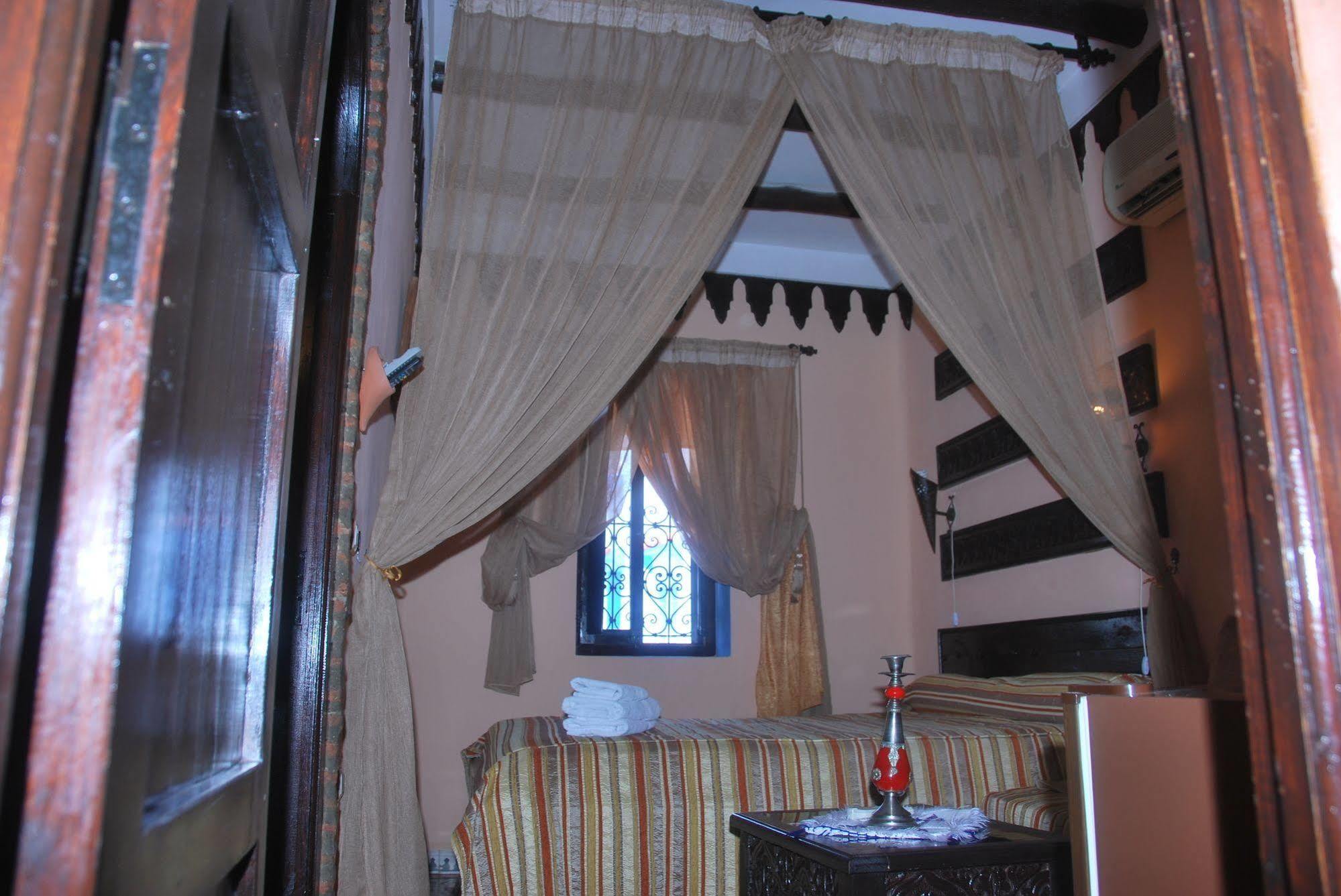 Dar Zman Bed and Breakfast Chefchaouen Buitenkant foto